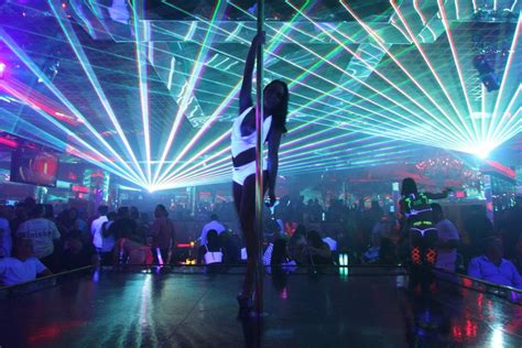 stripsha|Stripshow .
